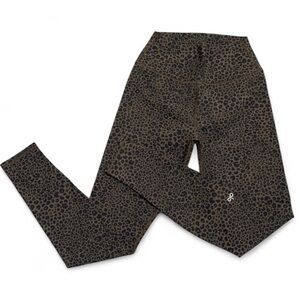 Alo Women’s Leopard Print Leggings